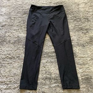 Outdoor Voices 3/4 Warm Up Leggings